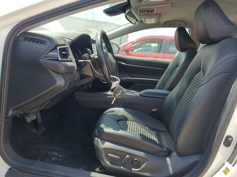 2021 TOYOTA CAMRY SE 7