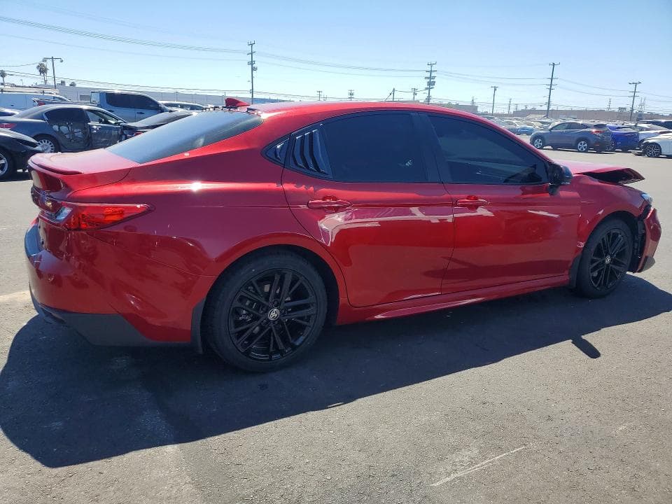 2025 TOYOTA CAMRY SE 3