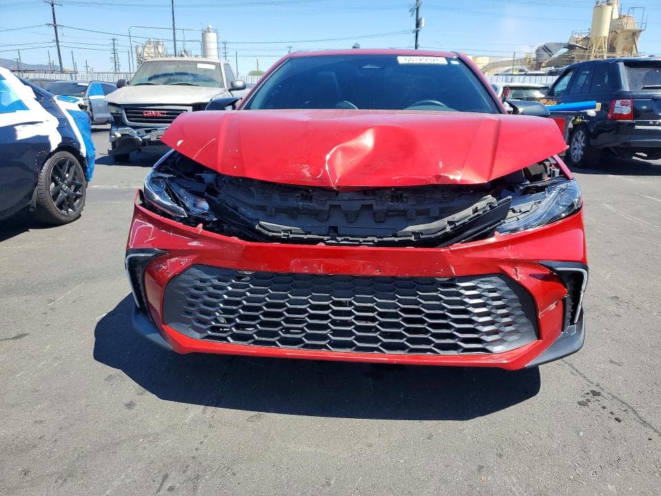 2025 TOYOTA CAMRY SE 5