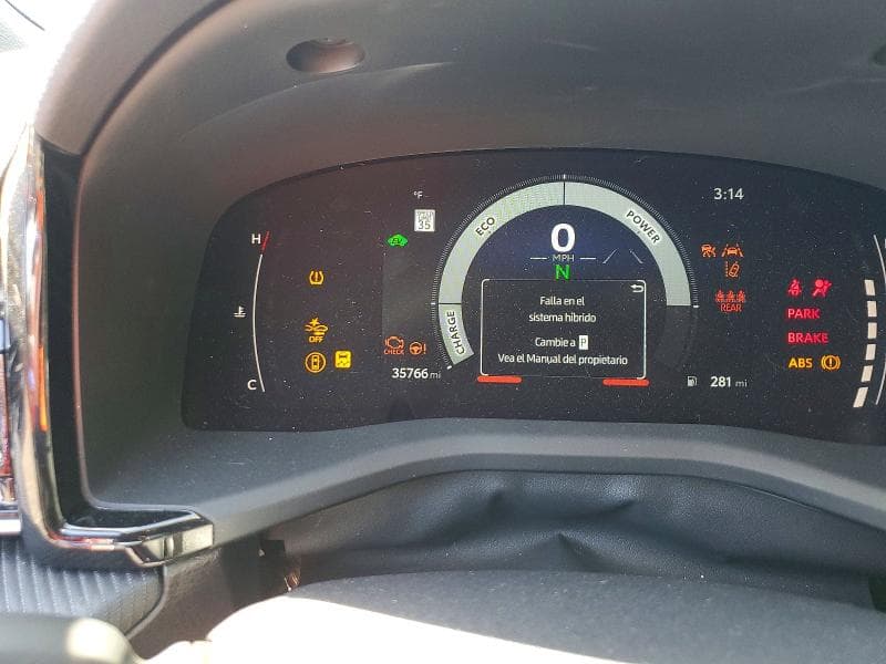 2025 TOYOTA CAMRY SE 9