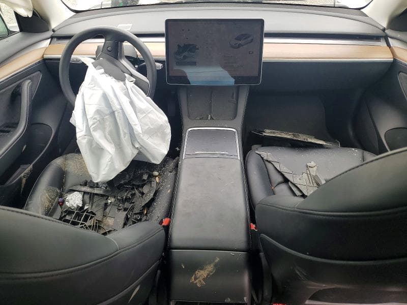2023 TESLA MODEL 3 8