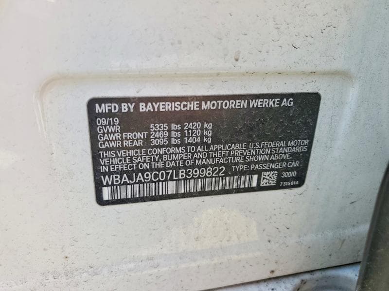 2020 BMW 530E 12