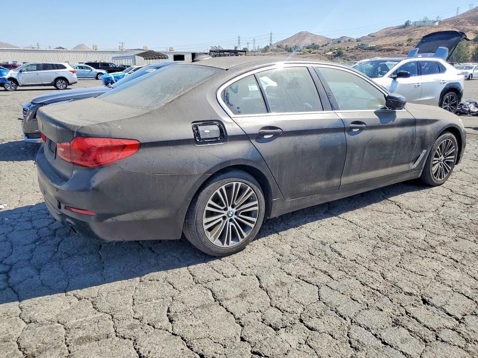 2020 BMW 530E 3
