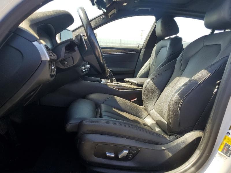 2020 BMW 530E 7