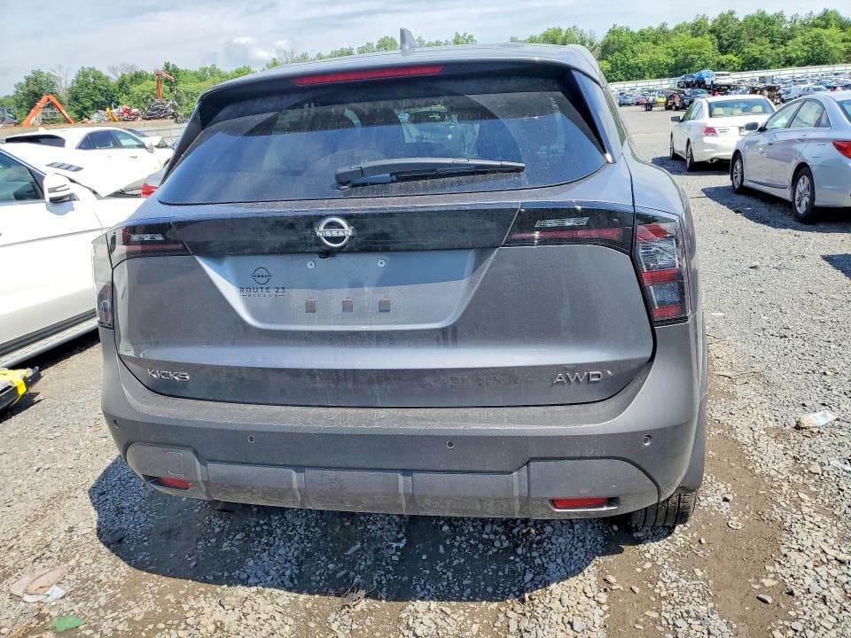 2025 NISSAN KICKS SV 6