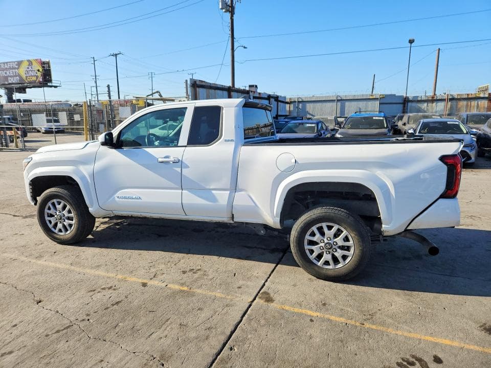 2025 TOYOTA TACOMA SR5 SR5 2