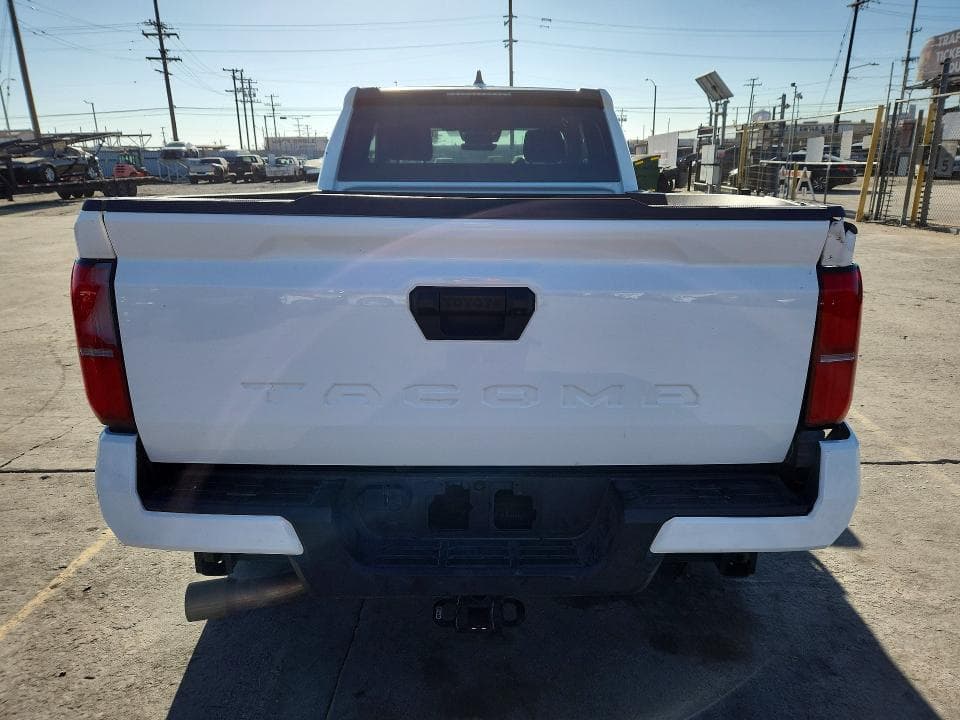 2025 TOYOTA TACOMA SR5 SR5 6