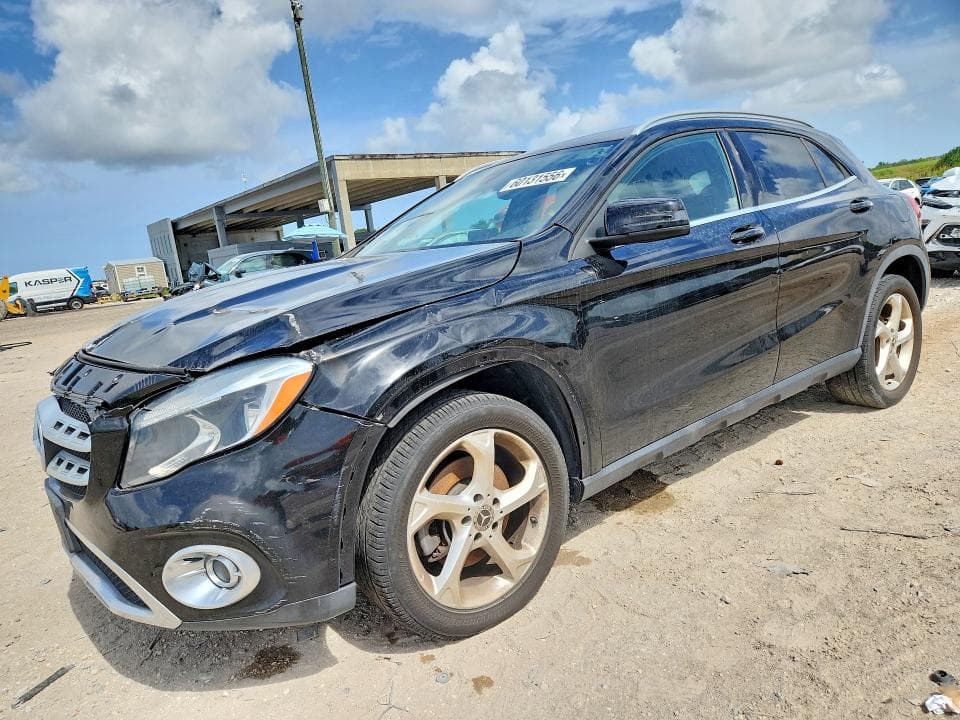 2018 MERCEDES-BENZ GLA 250 250 - 1