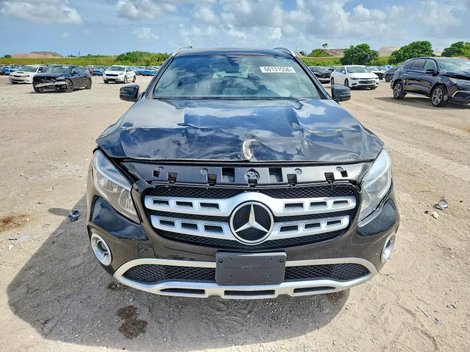 2018 MERCEDES-BENZ GLA 250 250 5