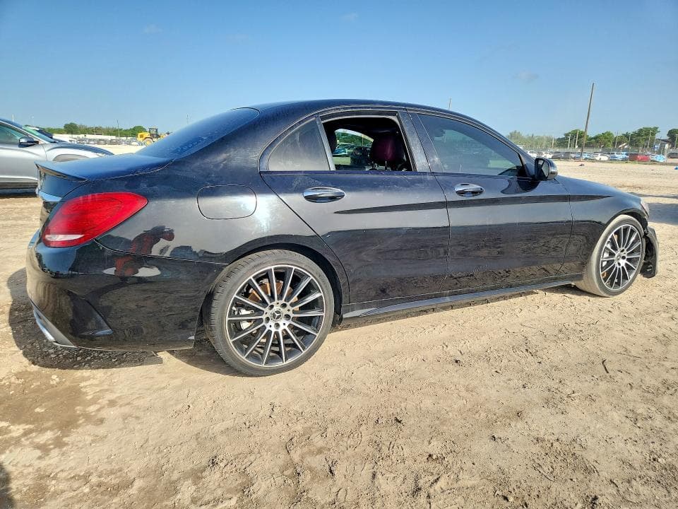 2018 MERCEDES-BENZ C 300 300 3