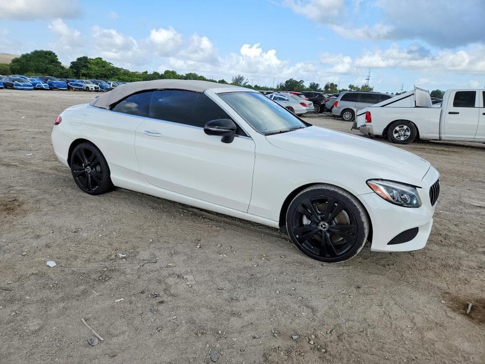 2017 MERCEDES-BENZ C 300 300 4