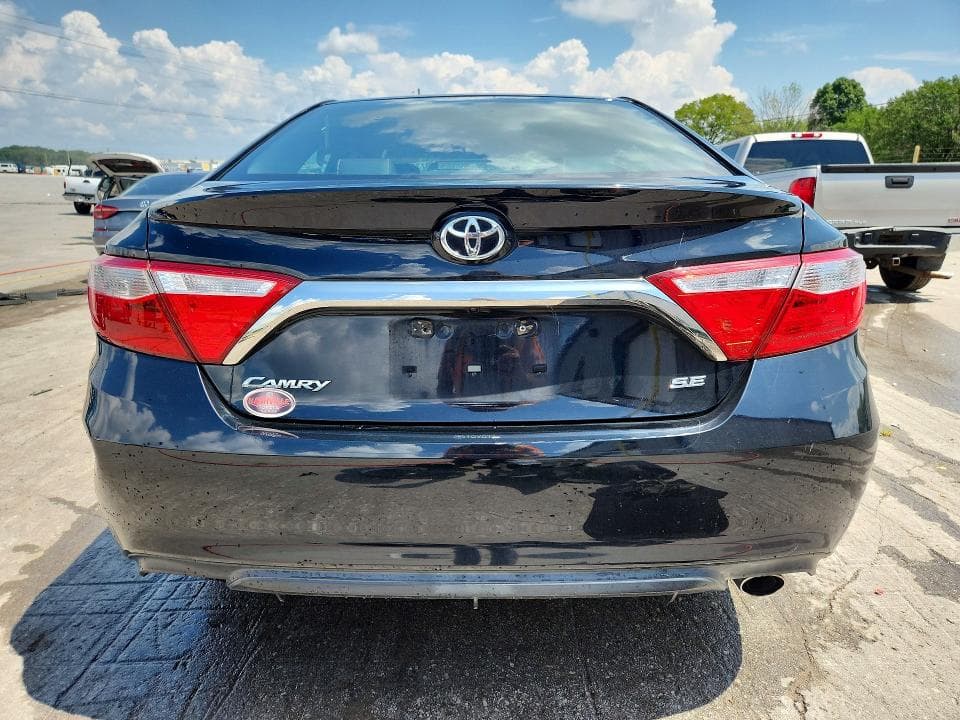 2016 TOYOTA CAMRY SE SE 6