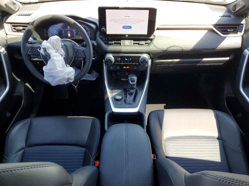 2023 TOYOTA RAV4 XSE 8