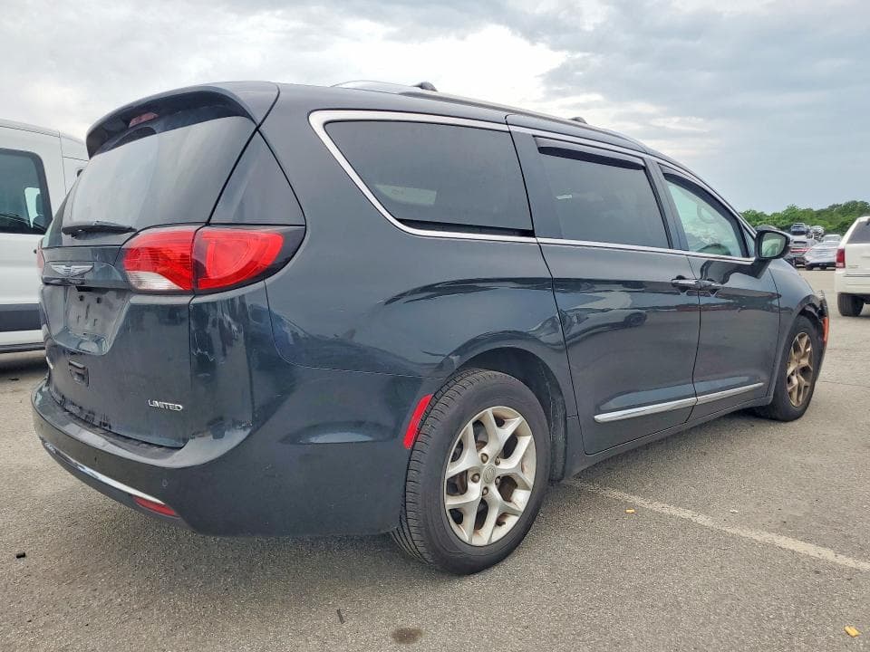 2020 CHRYSLER PACIFICA LIMITED 3