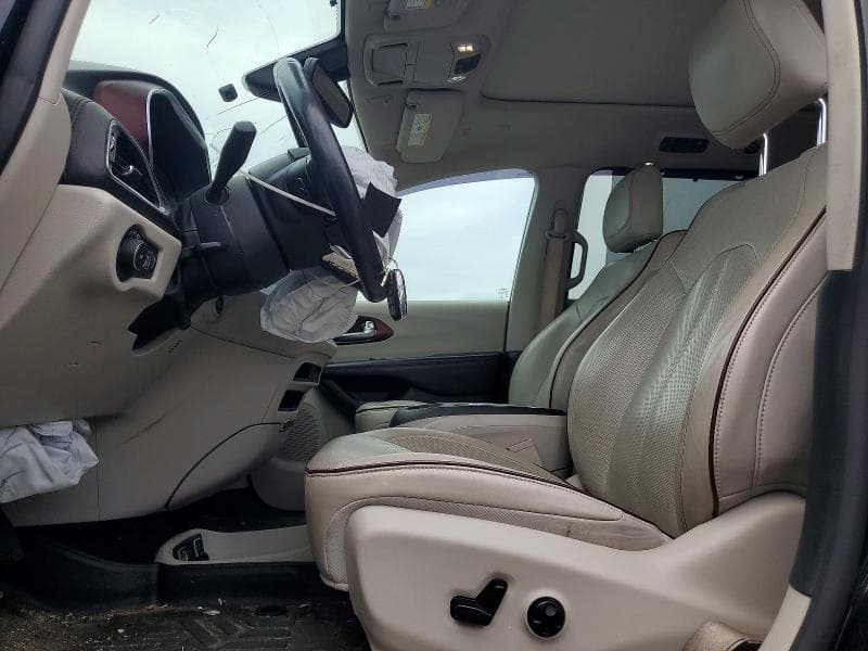 2020 CHRYSLER PACIFICA LIMITED 7