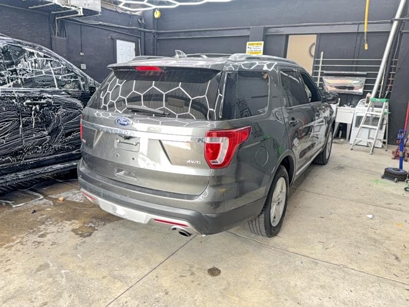 2017 FORD EXPLORER XLT 4