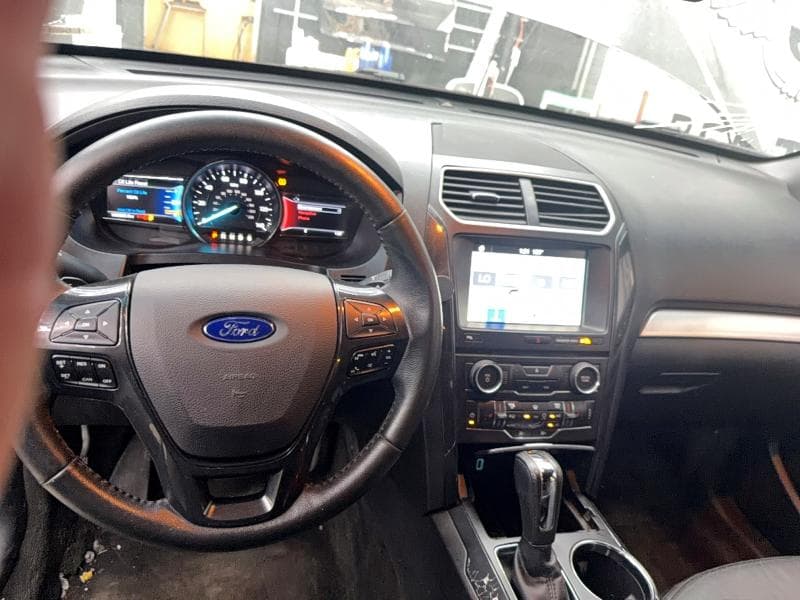 2017 FORD EXPLORER XLT 9