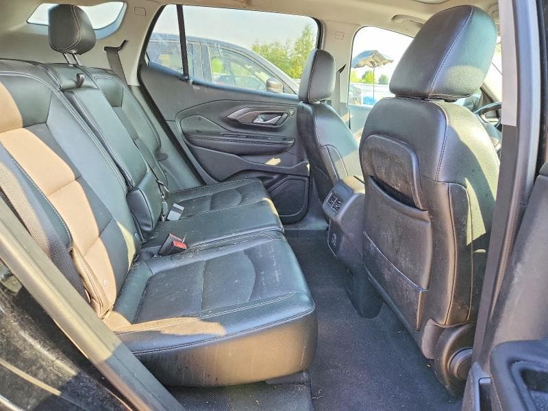2022 GMC TERRAIN SLT 11