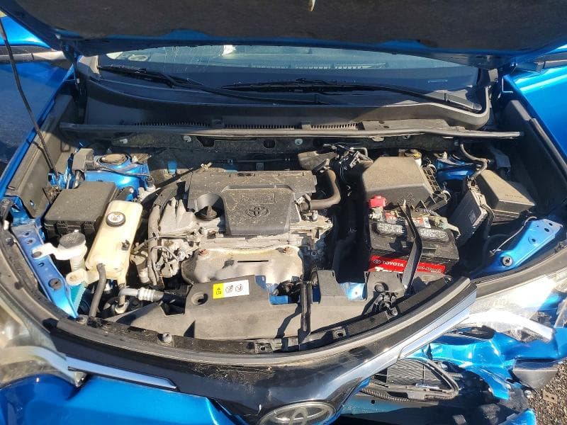 2017 TOYOTA RAV4 XLE 12