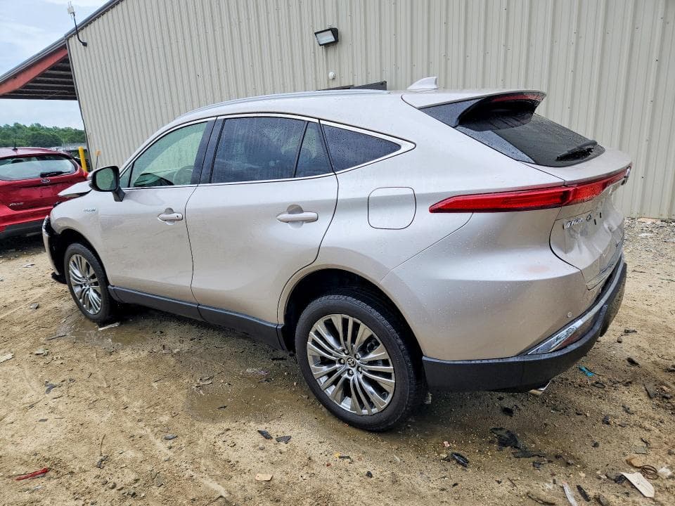2021 TOYOTA VENZA XLE 2