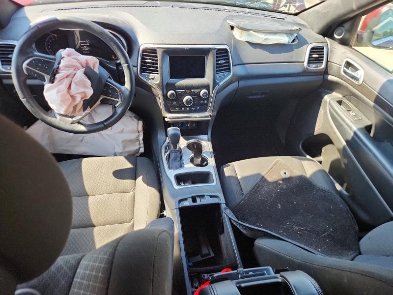 2018 JEEP GRAND CHEROKEE LAREDO 8