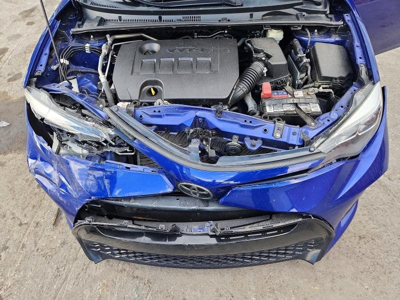 2017 TOYOTA COROLLA SE 11