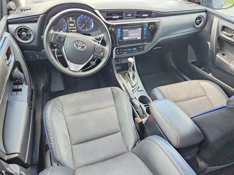 2017 TOYOTA COROLLA SE 8
