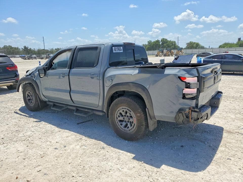 2025 NISSAN FRONTIER PRO-X 2