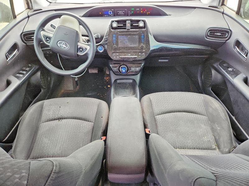 2017 TOYOTA PRIUS TWO 8