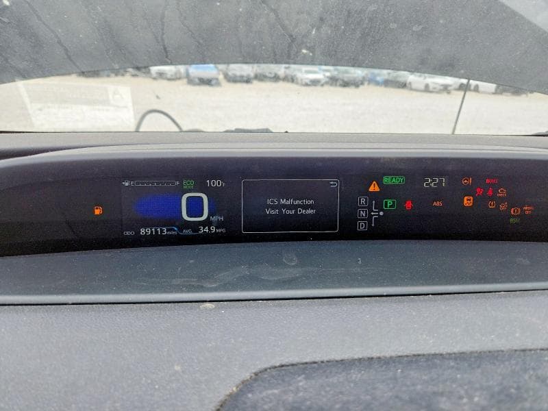 2017 TOYOTA PRIUS TWO 9