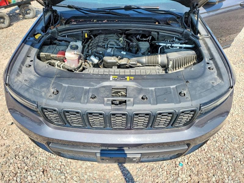 2023 JEEP GRAND CHEROKEE L LAREDO 12