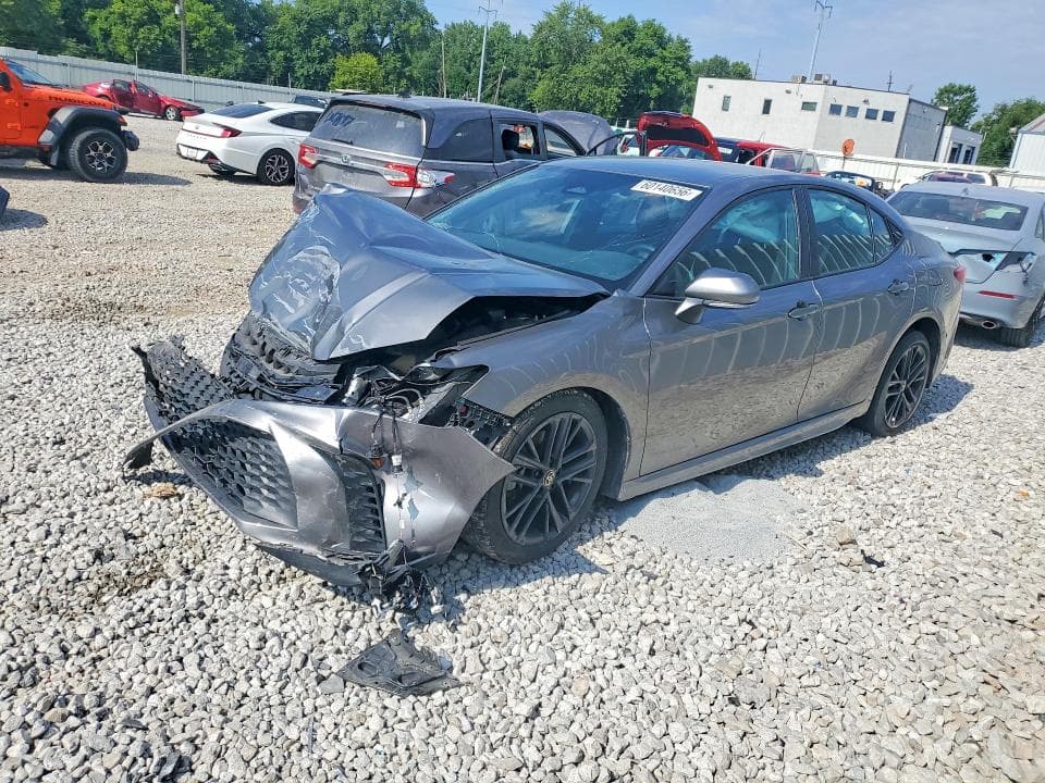 2025 TOYOTA CAMRY SE - 1