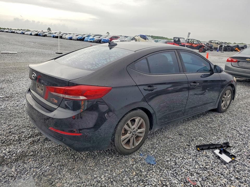 2018 HYUNDAI ELANTRA SEL 3