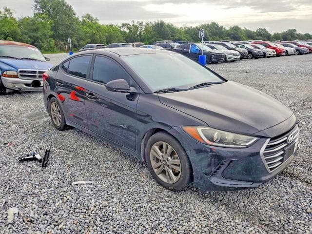 2018 HYUNDAI ELANTRA SEL 4