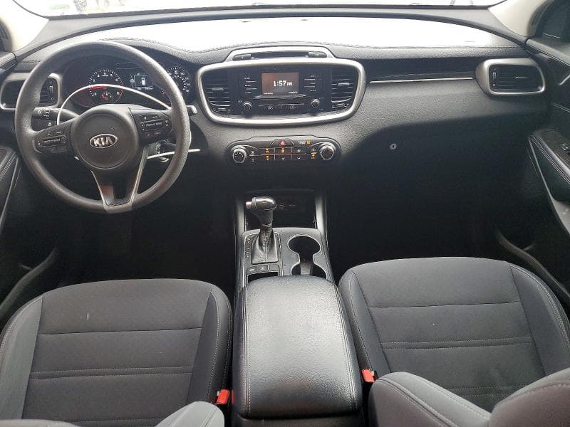 2017 KIA SORENTO LX LX 8