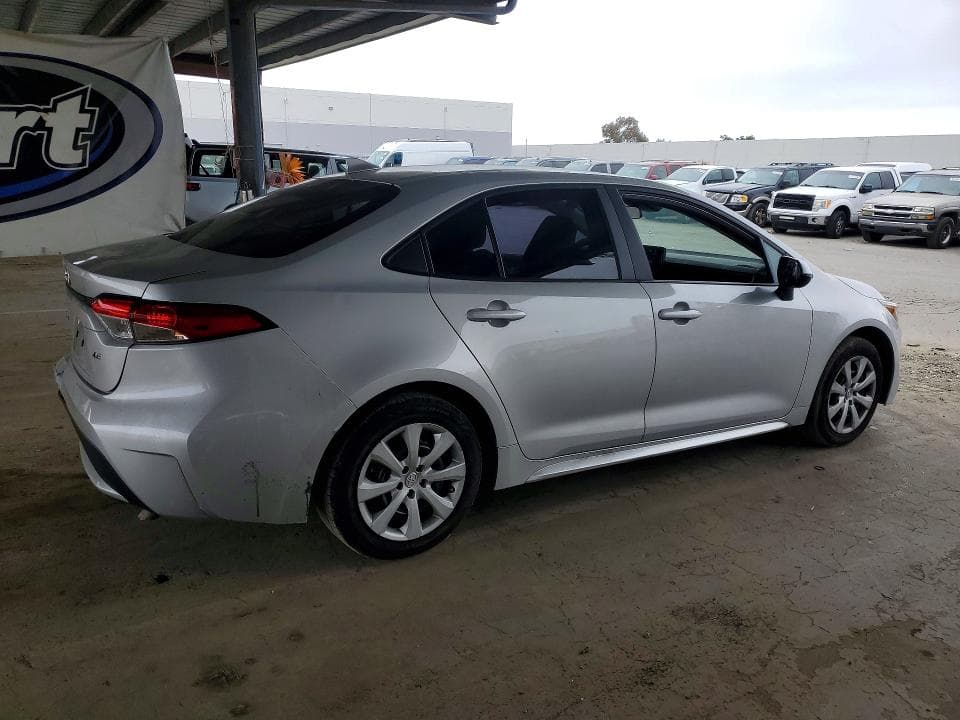 2022 TOYOTA COROLLA LE 3