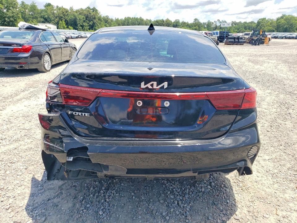 2023 KIA FORTE LXS 6
