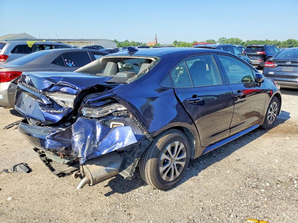 2021 TOYOTA COROLLA LE LE 3