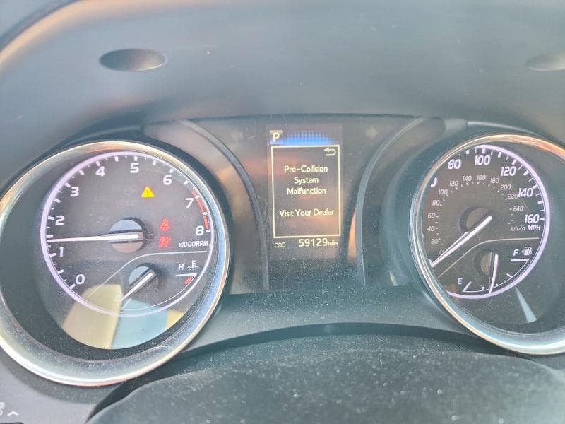 2019 TOYOTA CAMRY LE 9