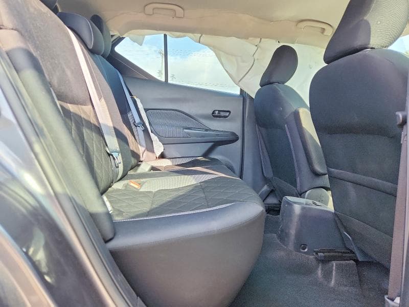 2020 NISSAN KICKS S 11