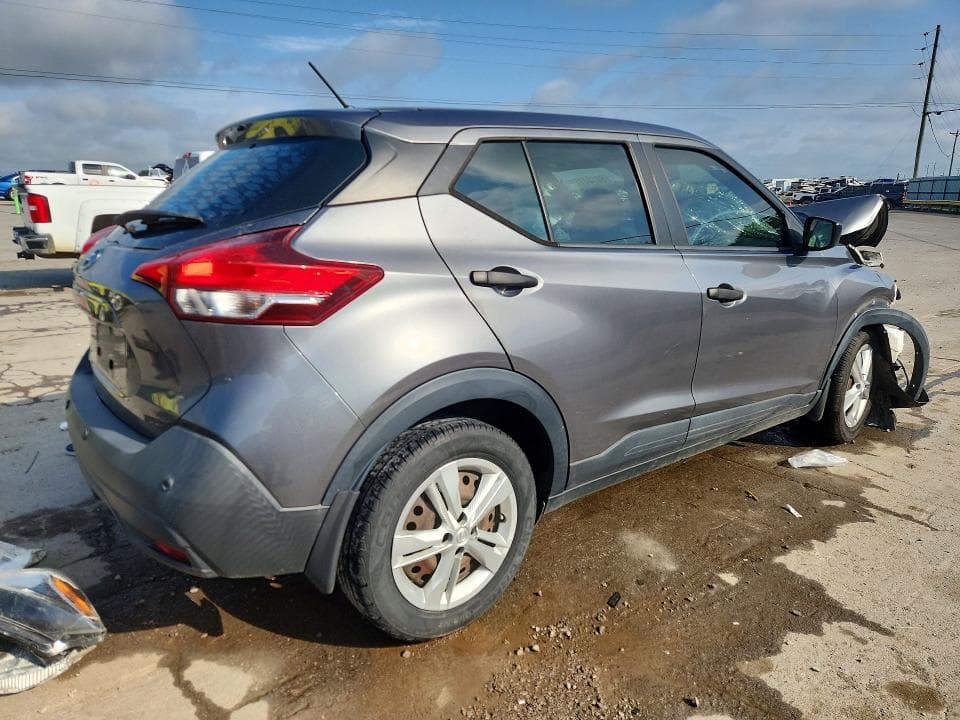 2020 NISSAN KICKS S 3