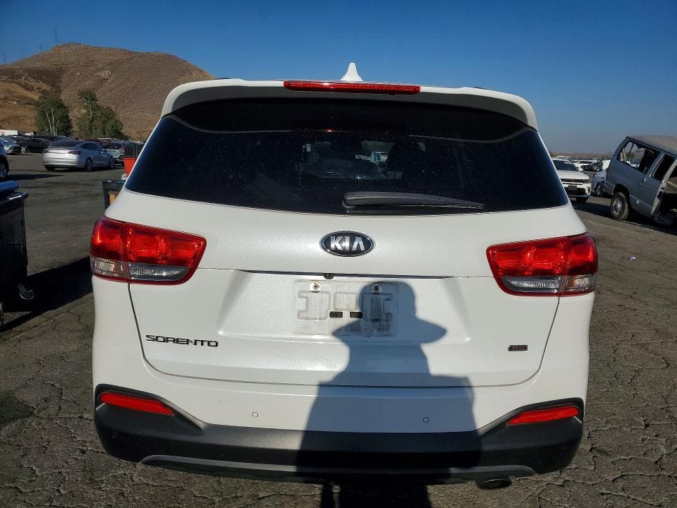 2018 KIA SORENTO LX 6