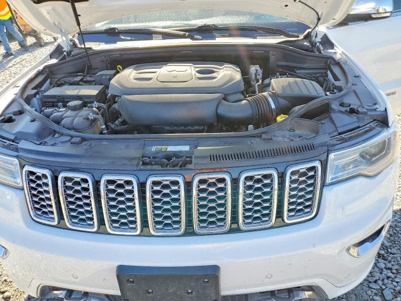 2018 JEEP GRAND CHEROKEE OVERLAND 12