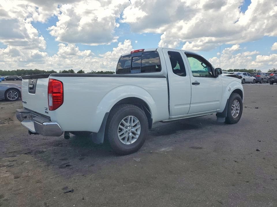 2017 NISSAN FRONTIER SV V6 3