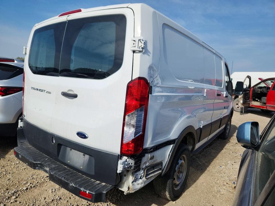 2018 FORD TRANSIT T-250 CARGO T-250 3