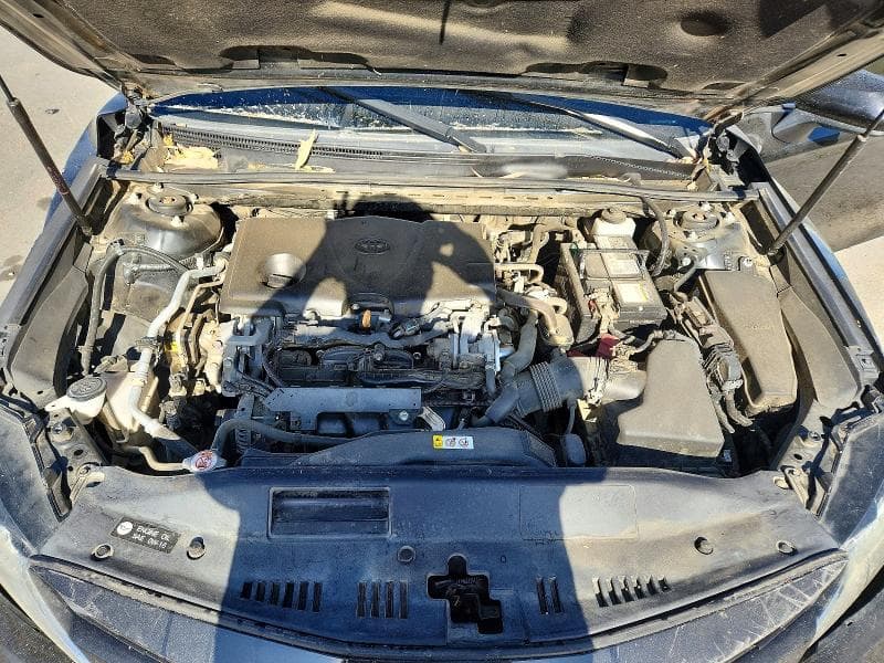 2019 TOYOTA CAMRY LE 11