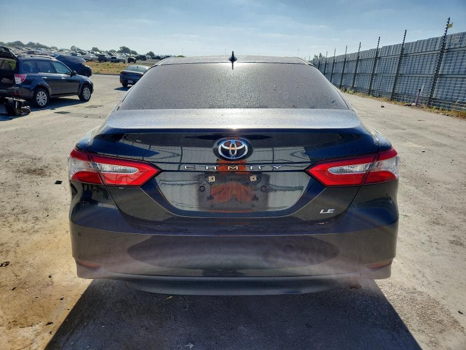 2019 TOYOTA CAMRY LE 6