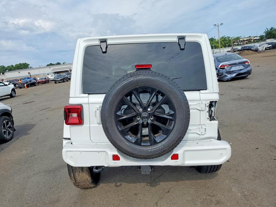 2021 JEEP WRANGLER UNLIMITED SAHARA 6
