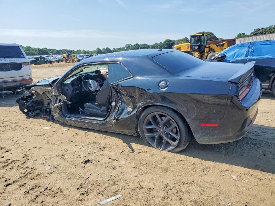 2020 DODGE CHALLENGER SXT 2