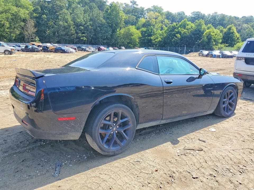 2020 DODGE CHALLENGER SXT 3